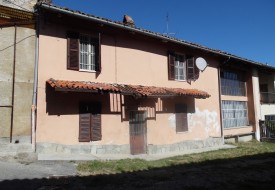 Casa su due livelli - Alfiano Natta